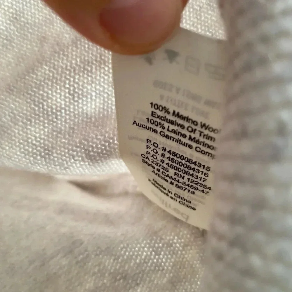 Aritzia - Wilfred Grey Pure Merino Wool Cyprie Sweater - Picture 5 of 7